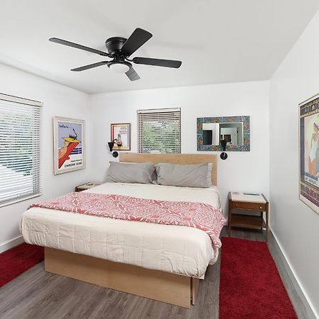 Folly Vacation Perfect Purple Palace Apt C Folly Beach Bagian luar foto
