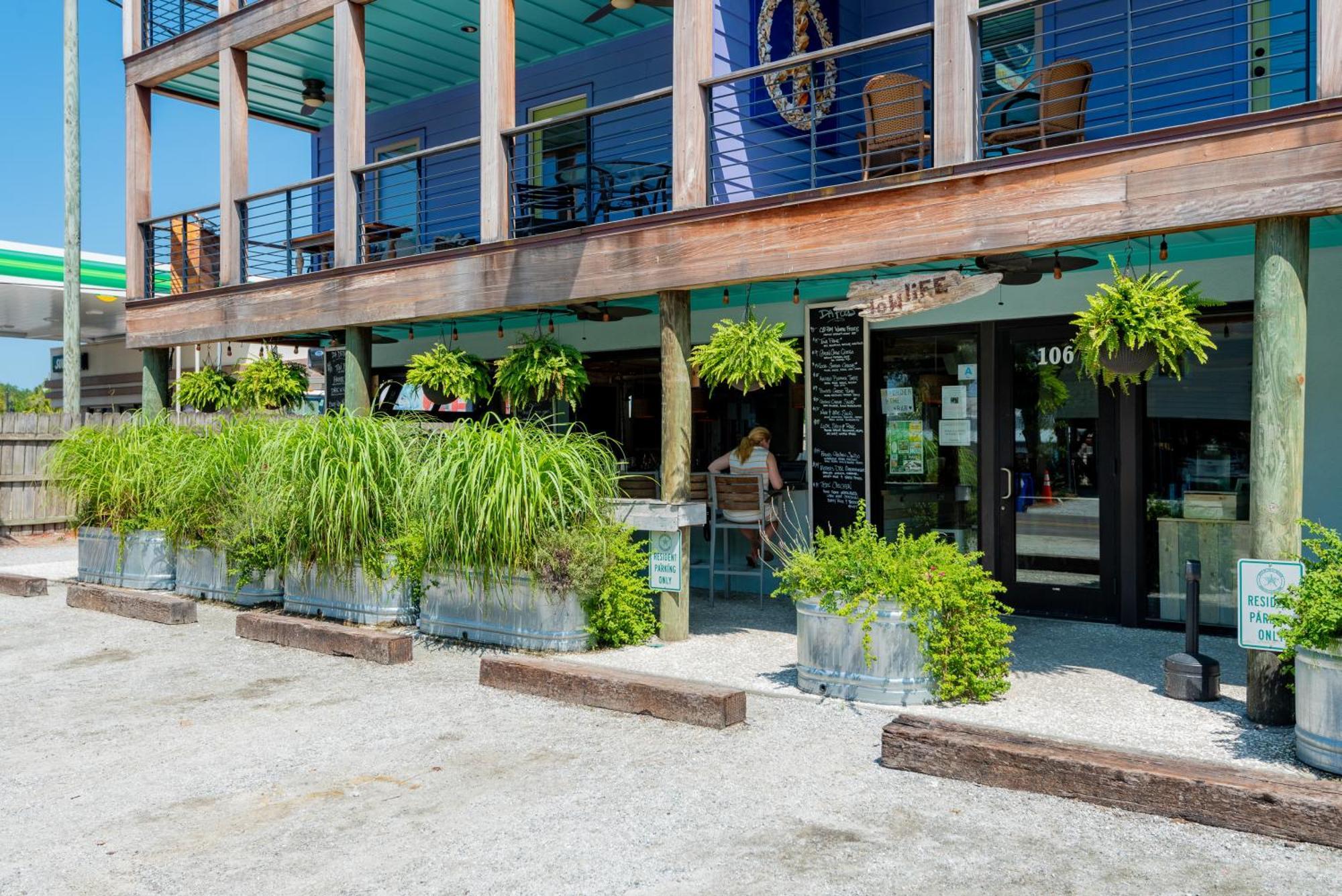 Folly Vacation Perfect Purple Palace Apt C Folly Beach Bagian luar foto